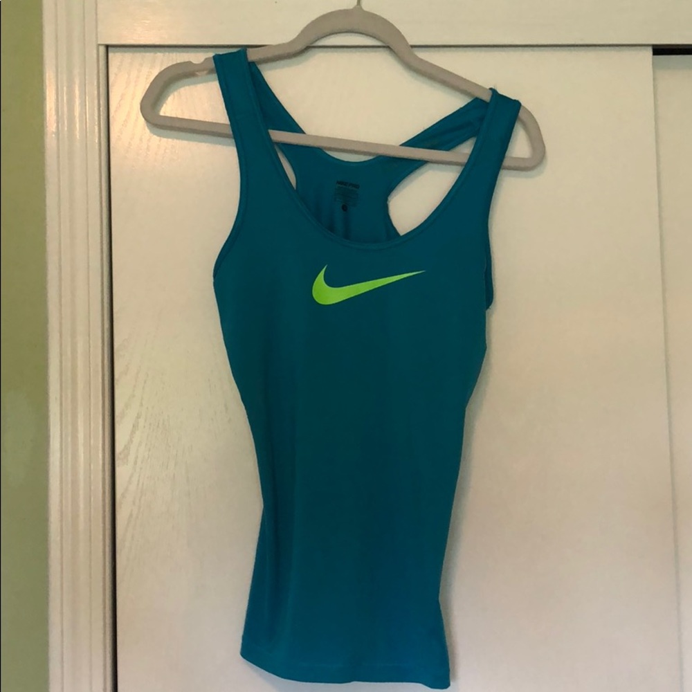 Nike Pro Tank